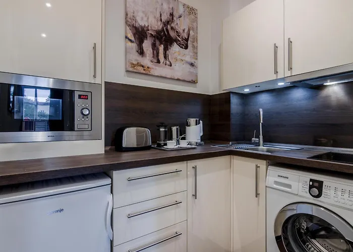 Prague Apt Near Charles Bridge By Michal&Friends